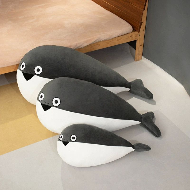 サカバンバスピス ぬいぐるみ 抱き枕 古代魚 面白い 添い寝枕 枕 昼寝まくら 寝かしつけ クッション キッズ 雑貨 お誕生日 女性 かわいい 子供 癒し 動物ぬいぐるみ ふわふわ おもちゃ