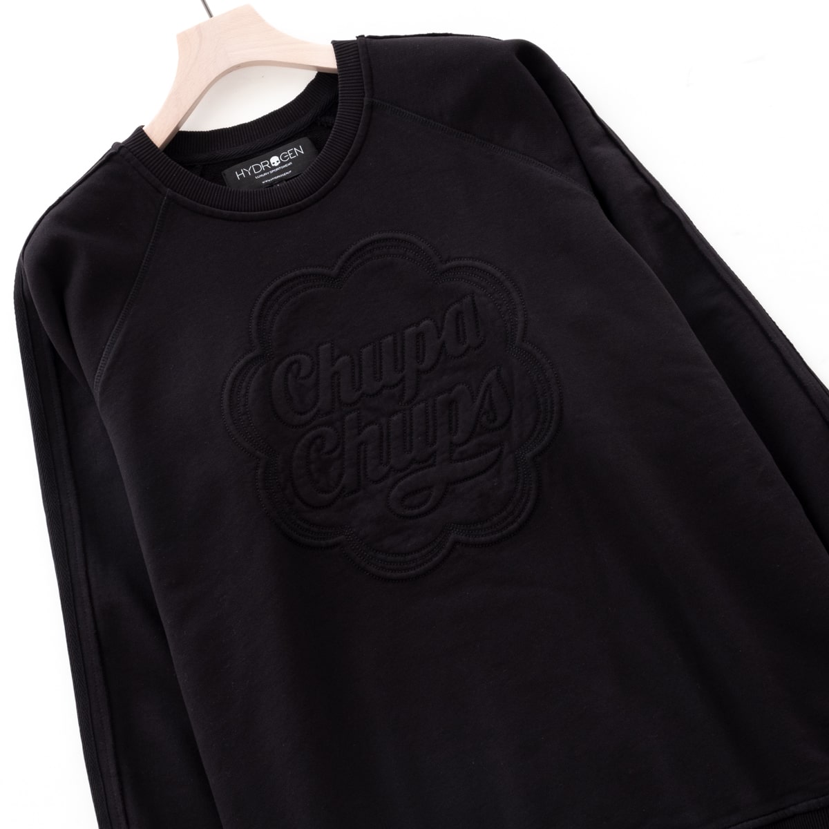 HYDROGEN CHUPA CHUPS CREWNECK SWEATSHIRT (BLACK) 210-41939001 ハイドロゲン チュッパチャップス クルーネック スウェット トレーナー コラボ ロゴ 刺繍 イタリア メンズ 送料無料