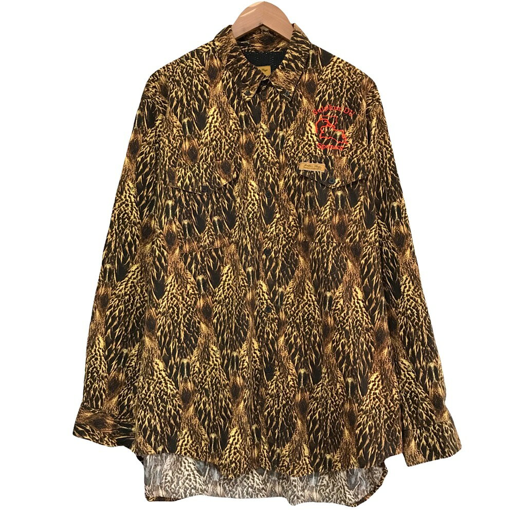 Feather Flage Ducks in a Row Camo ロングスリーブ シャツ ボタンダウン 鳥柄 カモフラージュ 総柄 長袖 MADE IN USA サイズ：2XL ブラウン×ゴールド系 【古着】 古着 【中古】 中古 アメリカ製 mellow 【古着屋mellow楽天市場店】