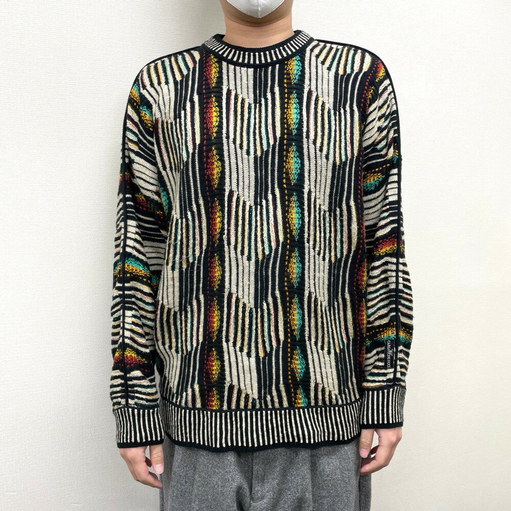 【中古】 Calo Colucci 総柄 3Dニット セーター ストライプ 長袖 サイズ:52 ベージュ×ブラック×イエロー等 マルチカラー MADE IN G...