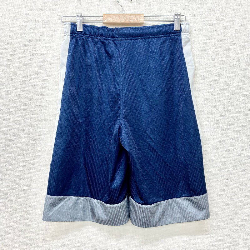 US古着 ナイキ NIKE ジャージ ショートパンツ ひざ下 ワンポイント スウッシュロゴ 刺繍 サイズ：W27〜36程度 ネイビー×ホワイト×グレー 【中古】