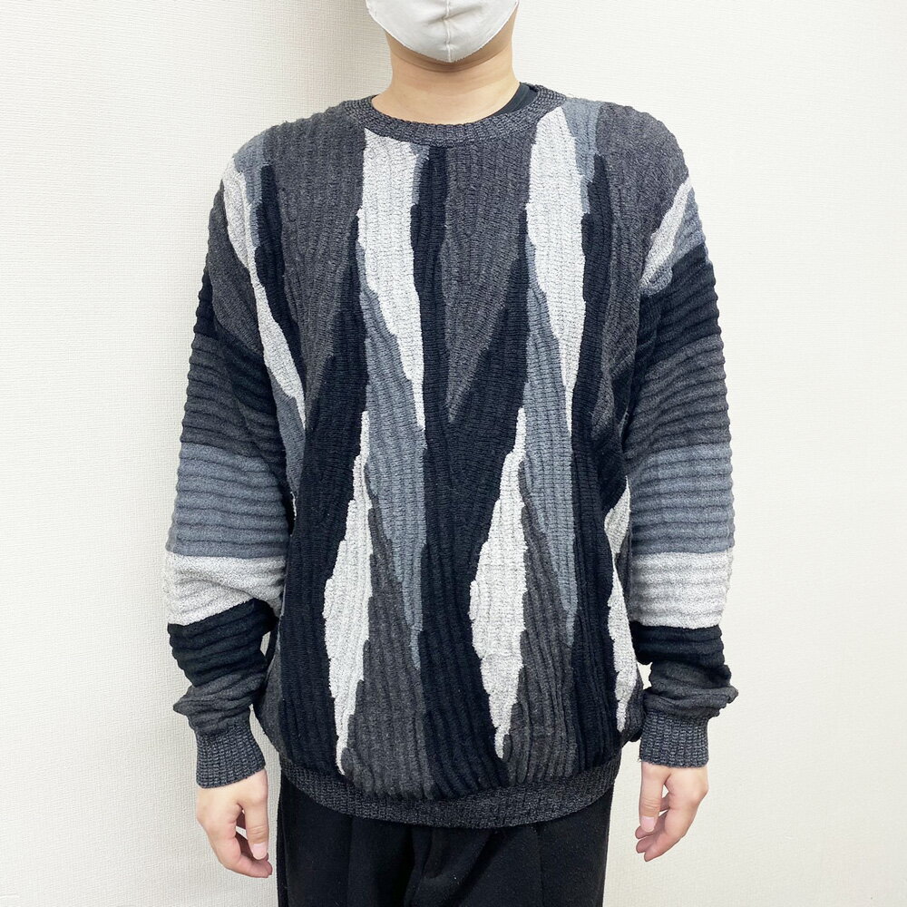 【中古】Protege COLLECTION 総柄 3Dニット セーター ストライプ 長袖 MADE IN U.S.A サイズ:XL ブラック×グレー 古着 中...