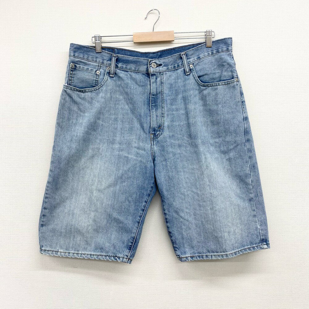 古着 Levi's 569 デニム ショーツ ひざ下