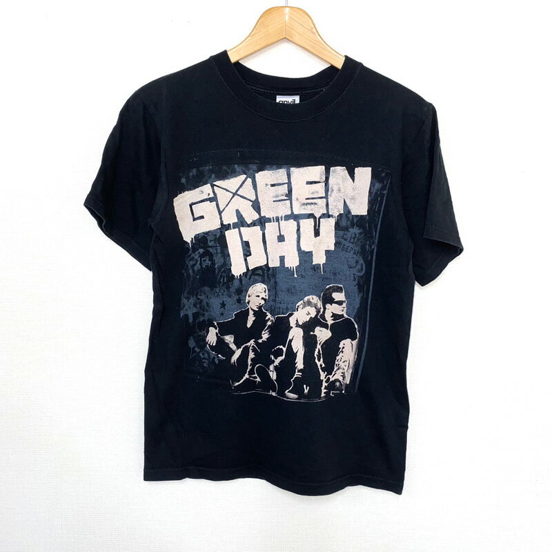 【ゆうパケット対応】グリーン・デイ Green Day 両面プリント バンド Tシャツ 半袖 アンビル anvil サイズ：S ブラック 【古着】 古着 【中古】 中古 mellow 【あす楽対応】【古着屋mellow楽天市場店】