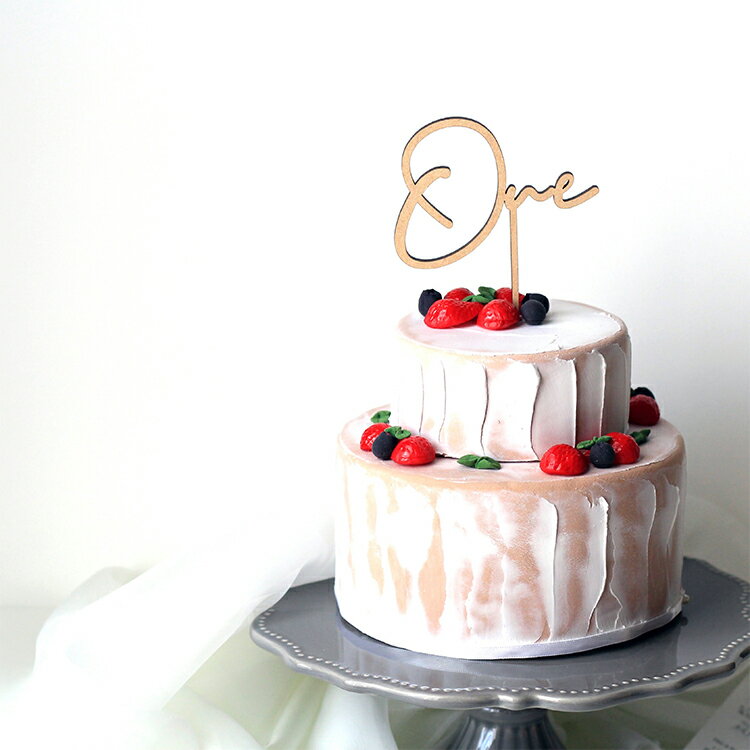 送料無料 人気ブランド新作豊富 初めてのお誕生日に 簡単インスタ映え ケーキトッパー One No 2シリーズ 木製 1歳 誕生日 記念日 おしゃれ ファーストバースデー 女の子 出産準備 インスタ 月齢フォト 男の子 かわいい 結婚式 ケーキ装飾品 飾り 出産祝い ギフト