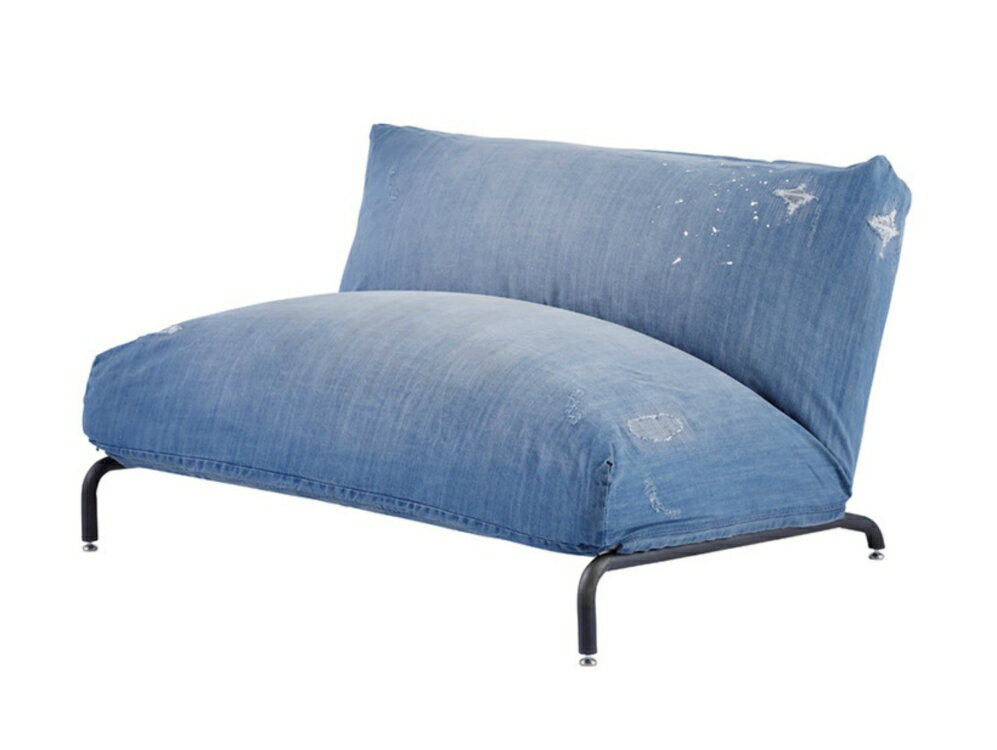 rodezsofa2damag01.jpg rodezsofa2damag01.jpg