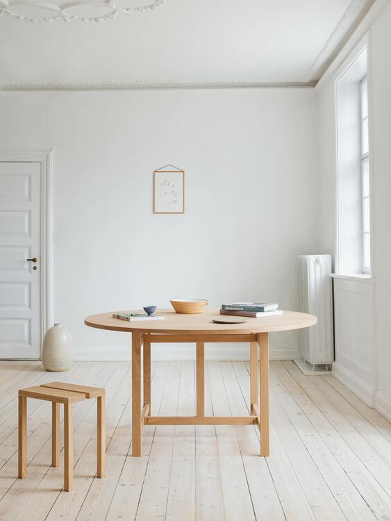 MOEBE(ムーべ)ラウンドダイニングテーブル [3]