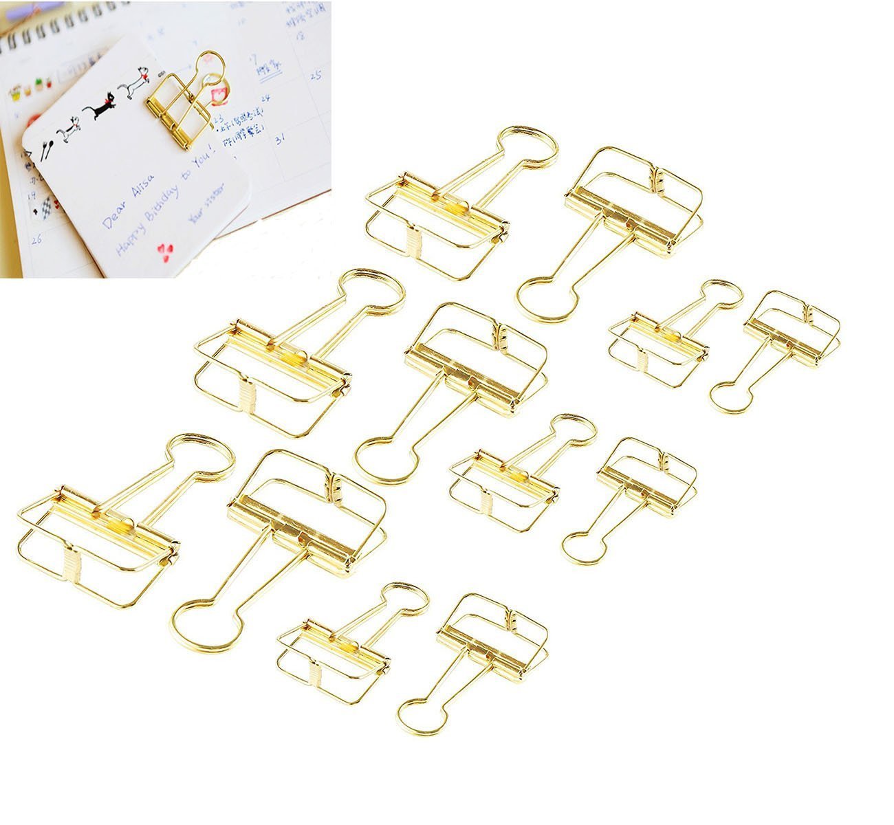 【サイズと材質】:大:32mmx6個 小:19mmx6個 材質:高品質スチール製 【商品詳細】: 書類をとじても文字が隠れないので、大切な書類の外観を損なうことなくクリッ プすることのできる優れものです。 【ご使用】:何度使用 しても弾性が強いし、軽くて挟みやすいのが良いです。 バインダークリップ は繰り返して使用可能です。日常生活/オフィス、クリップソックス、紙ファイルやその他のスナックシールの小さなオブジェクトに使用できます。 【ご注意】:小児の手の届かない所で保管してください。 紙を挟む以外でのご使用は危険ですのでおやめください。 スチール製ですので温度・湿度・保管状況、または溶剤によりサビる場合があります。 【サービス保障】:”CCINEE”の商品を購入する時に、弊社は必ず最高のサービスを提供いたします。 もし問題や不満があれば、いつでもご連絡お願いいたします。 弊社は必ず全力で問題を解決します。ご安心ください! 1