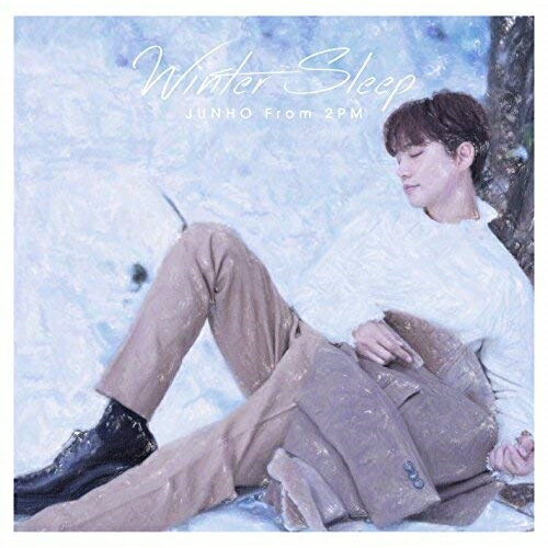Winter Sleep (通常盤)JUNHO(From 2PM)ジュノフロムツーピーエム じゅのふろむつーぴーえむ　発売日 : 2018年1月25日　種別 : CD　JAN : 4547366343243　商品番号 : ESCL-4979【商品紹介】2018年、2PMのジュノがソロ・ミニ・アルバム第6弾をリリース。2013年から毎年夏にソロプロジェクトを手掛けてきたジュノが2018年は冬、自身の誕生日にリリース。アルバムリード曲「Winter Sleep」はメロウで温かみのあるサウンドながら、自分自身との対話をモチーフに現在の自分を多角的に見つめ直すジュノ自身を歌った曲。【収録内容】CD:11.Winter Sleep2.飛行機3.Too late to tell4.Frozen Heart5.Torso6.Winter Sleep(Instrumental)