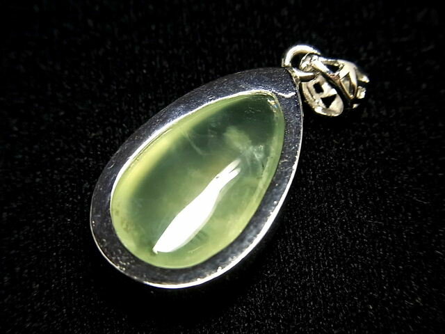 パワーストーン 天然石 プレナイト ぶどう石 葡萄石 ペンダント PrehniteP06 【Felistone】