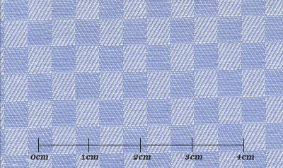 ブランドエグゼグティブ 素材NO3390420098 色　柄ブルー系シャドーチェック 混紡率綿100％ ポリ00％ 素材特徴 生　産日本製 お届け目安注文確定から約40日程度 注文方法【簡単オーダー】衿型やカフス等の主要デザインやサイズを選び『ご購入手続きへ』よりご注文を完了して下さい。選んだ主要デザイン以外は標準デザインにてお仕立てします。【カスタムオーダー】1.何も選ばず『ご購入手続きへ』より素材を注文下さい。2.再度この商品ページへお戻り下さい。3.細かなサイズやデザインの指定が可能なカスタムオーダー（無料）よりデザインやサイズをご指示下さい。 お役立ちリンクデザインサンプル ／ サイズ表 ／ 実物からの採寸 ／ Q&amp;A 注　意●注文者と送付先名が異なる場合は納品書は同梱しません。●色合いや仕上りサイズの若干の誤差はご了承下さい。●どのご注文方法でも、お仕立て期間を約40日程度の納期をいただいています。お急ぎの場合はその旨お伝え下さい。 用　途クールビズ ウォームビズ ビジネス ワイシャツ Yシャツ オフィススタイル スーツスタイル coolbiz 対応。 結婚式 誕生日 お祝い 贈物 贈り物 ギフト バレンタインデー 卒業祝い 入社祝い 母の日 父の日 敬老の日 クリスマス プレゼント 就活用 就職活動 等の プレゼント ギフトにもおすすめ。新作続々入荷中。