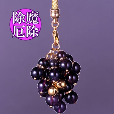 瓢箪(ひょうたん)は 風水において邪気を封じ込め、財を貯める道具ですまだまだたくさんの商品がございます！当社ページはこちらです⇒【規格】アメジスト12個（8mm珠）、12個（6mm珠）、鈴2個（真鍮）[サイズ]約11.7cm[重量]約18g[付属品]専用巾着袋、開運小判×1枚[個装サイズ]縦13.8×横8.5×高さ1.5（cm）/23.0（g）[付属品]真鍮／サイズ：65×40×0.2（mm）、重量：約5g