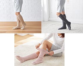 ゆったり快適でずれない ビッグソックス 抗菌防臭 綿混 パイル保温 全3色 チャコール/ベージュ/ピンク 介護用