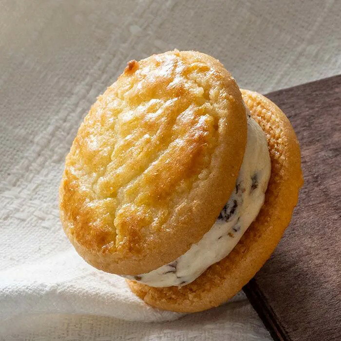 ホシフルーツ 発酵バターと果実のバターサンド ラムレーズン