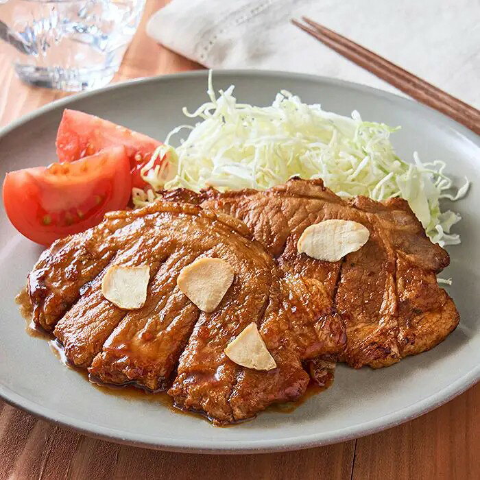 肥育日数を長くして、大切に育てられた四万十ポーク。四万十ポークは窪川養豚協会が生産した特長ある豚肉です。日本最後の清流四万十川といわれるほど、自然豊かでおいしい空気とおいしい水に囲まれた環境の中で、エサにも栄養バランスを考えた米類・麦類・芋類・大豆を独自配合し育てています。生産者達の試行錯誤の結果として、体重の増加量が通常飼育を上回り、味と風味が良くやわらかジューシーと評価の高いブランド豚となりました。■内容量：480g（80g×6枚）■保存方法：冷凍■賞味期限：お届け時点で20日以上■サイズ：254×194×77mm（パッケージサイズ）※産地直送（産直）の商品です 販売期間：～2027/3/31 AM10:00予定 商品終売や変更につきましては、1か月前にメルマガおよび新着情報にてご案内いたします。 ※やむを得ない事情により、事前のご案内なしで終売・変更となる場合もございます。あらかじめご了承ください。冷凍便でお届けします。到着後は冷凍庫で保存してください。生産者から直接お届けするため、他の商品とは別のお届けになります。