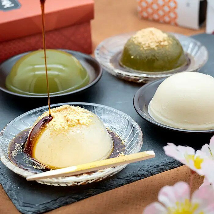 奈良県吉野の本葛を使ったくず餅とくずぷりんのセット葛の中でも特に高級品として広く知られております吉野葛を本場・奈良県は吉野の地で、創業より50余年間、昔ながらの寒晒製法を守り、吉野葛を作り続けてきました。自家製の上質な吉野本葛を使用し、独自の製法で作り上げた生タイプの「くず餅」です。「くずぷりん」は吉野葛の特性を活かし、しっかりとした舌触りと喉越しの、どこか懐かしい味わい。味はくず餅、くずぷりんのプレーンと抹茶の詰め合わせ。■内容量：くず餅プレーン75g（別添黒蜜5g・きな粉5g）・くず餅抹茶75g（別添黒蜜5g・きな粉5g）・くずぷりんプレーン75g・くずぷりん抹茶75g×各2個 計8個■アレルギー：卵・乳■保存方法：常温■賞味期限：お届け時点で75日以上■サイズ：270×185×145mm（パッケージサイズ）■JANコード：4983241031223※産地直送（産直）の商品です 販売期間：～2027/3/31 AM10:00予定 商品終売や変更につきましては、1か月前にメルマガおよび新着情報にてご案内いたします。 ※やむを得ない事情により、事前のご案内なしで終売・変更となる場合もございます。あらかじめご了承ください。生産者から直接お届けするため、他の商品とは別のお届けになります。