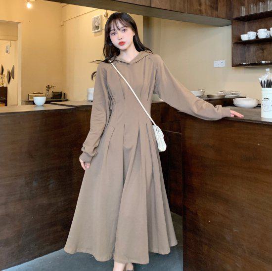 Rakuten - 【取寄】ワンピース レディース ロング 長袖 秋 冬 大きいサイズ パーカー付き ミモレ丈 フレアワンピース ハイウエスト キュート ガーリー おしゃれ オトナ可愛い きれいめ カジュアル デイリー お出かけ 韓国 通勤 通学 デート 女子会 買い物 無地 20代 30代 40代 ブラウン