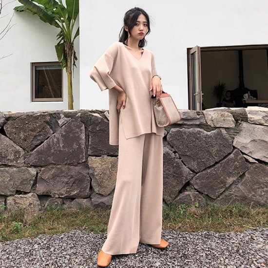 【取寄】セットアップ ツーピース レディース カジュアル ニット Vネック 5分袖 プルオーバー ワイドレッグ パンツ 2点セット 春新作 春 夏 春色 春服 春sale ゆったり セットアップ ツーピース