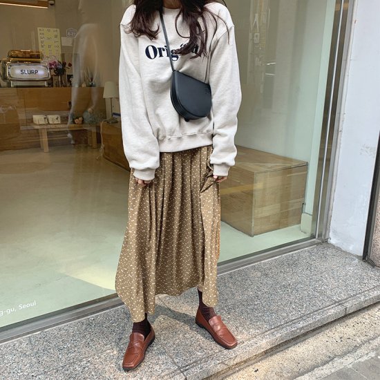 【取寄】ロングワンピース ロングワンピ レディース 小花柄 プリント ワンピース ロング丈 ギャザースカート ワンピ 大きいサイズ 春新作 春 春色 春服 春sale ゆったり ロングワンピース ロングワンピ