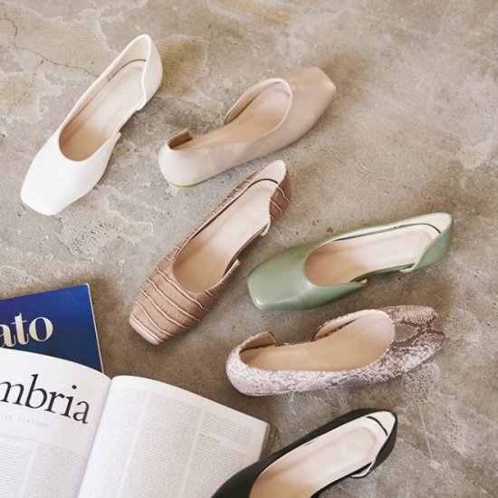 【取寄】シューズ パンプス レディース 靴 シューズ レトロ スクエアトゥ サイドカット パンプス おし..