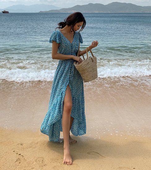 【取寄】ワンピース シフォンワンピース レディース Vネック 花柄 半袖 リゾート リラックス ビーチ バックオープン フレアワンピース 大きいサイズ カジュアル かわいい 大人 デート スリット