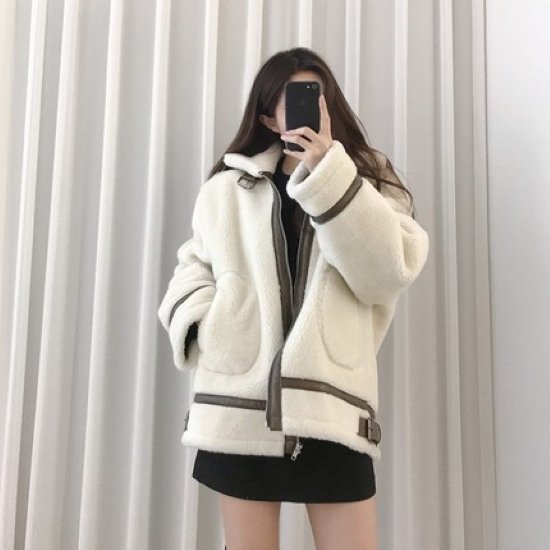 Mouton - 【取寄】ムートンジャケット レディース ボアジャケット ブルゾン アウター 羽織 ショートコート カジュアル お出掛け おしゃれ 長袖 防寒 暖かい 冬 異素材 厚手 ムートンジャケット レディース ボア