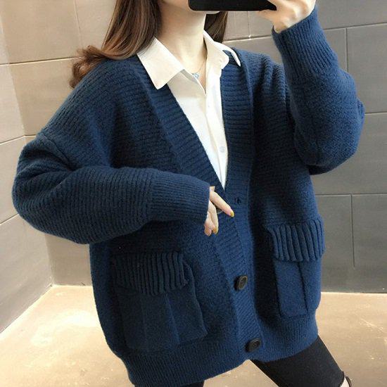 Rakuten - 【取寄】カーディガン レディース 長袖 ニット トップス Vネック 無地 シンプル かわいい ニットカーディガン ポケット ゆったり ビッグシルエット 体型カバー ボタン フロントボタン ピンク ネイビー ブルー レッド ベージュ フリーサイズ カジュアル 合わせやすい 通学