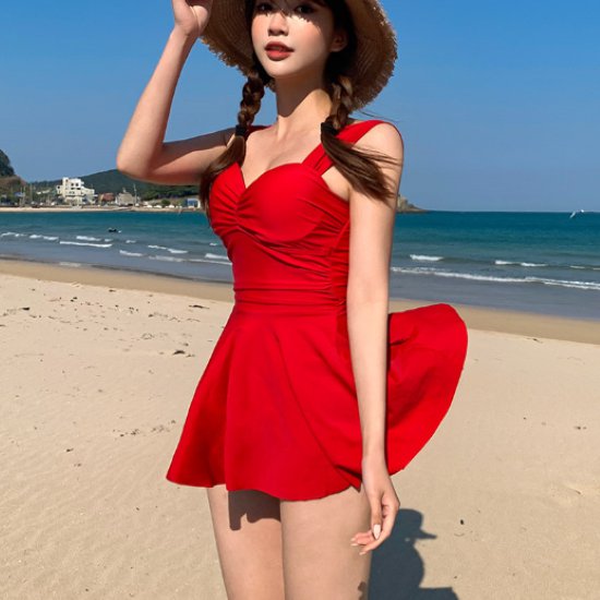 【取寄】ワンピース水着 レディース 水着 スイムウェア ビーチウェア 大きいサイズ バックコンシャス シンプル 無地 スカート プール 海 夏 ショートパンツ付き 体型カバー おしゃれ カジュアル スイミング