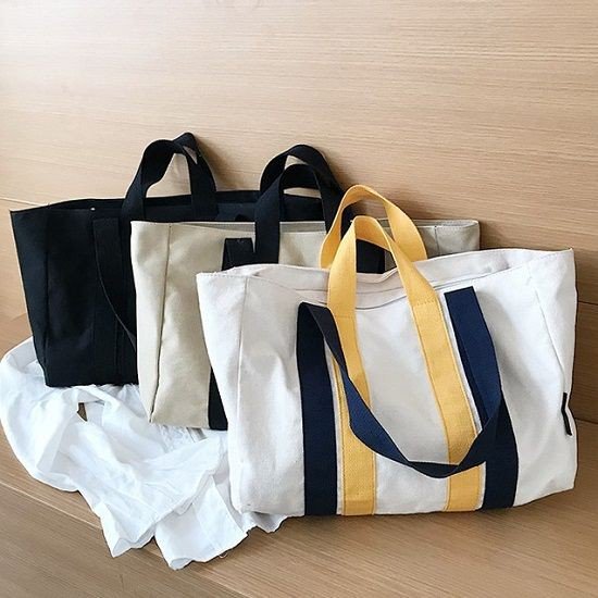 Rakuten - 【取寄】トートバッグ レディース キャンバス地 大容量 ショルダー ショルダーバッグ キャンバストート キャンバスバッグ 肩掛け 鞄 通学 手提げ レディースバッグ レディーストートバッグ 春新作 春夏 春