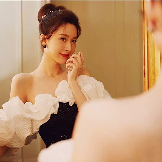 【取寄】結婚式ドレス オフショルダー セクシー キラキラ ストレートデザイン ロング丈 ハイウエスト 発表会 演奏会 レディース 結婚式 ステージ衣装 エレガント ウエディングドレス イブニングドレス