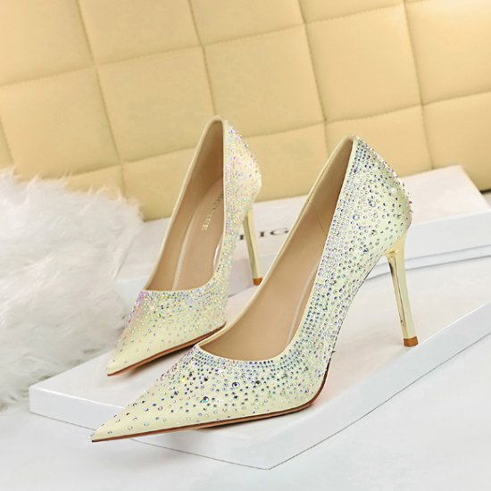 【取寄】パーティーシューズ レディース パンプス 靴 シューズ ラインストーン きらきら ポインテッドトゥ きれいめ エレガント お呼ばれ スティレットヒール 美脚 脚長 ピンヒール おしゃれ 女性 パンプスのサムネイル