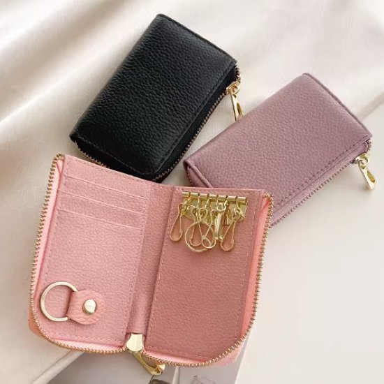 【取寄】キーケース レディース キーリング L字ファスナー 鍵収納 鍵ケース カードスロット カード入れ カード収納 コンパクト 小さめ 持ち歩き シンプル 無地 牛革 レザーキーケース 手のひらサイズ 女性