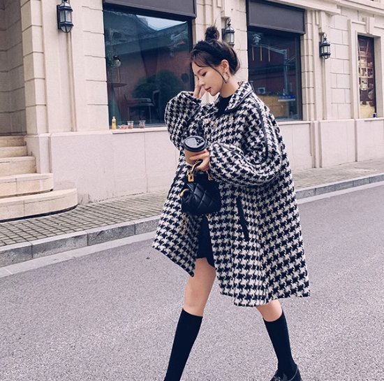 【取寄】ミドル丈コート レディース アウター 羽織 コート Aラインコート 長袖コート 千鳥格子柄 レトロ 襟あり スーツ襟 ポケット 厚手 冬 防寒 カジュアル お出かけ おしゃれ ゆったり ファッション