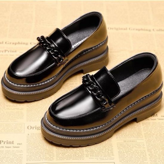 【取寄】ローファー レディース 厚底ローファー チェーン 光沢 ウェッジソール プラットフォーム ハイヒール 6cmヒール 太ヒール ラウンドトゥ フェイクレザー エコレザー カジュアル 脚長 おしゃれ