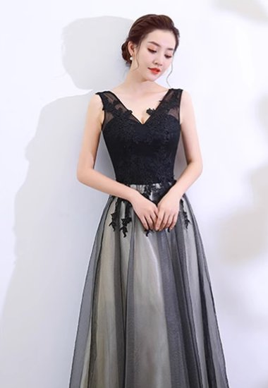 【取寄】演奏会ドレス レディース ワンピースドレス Vネック ノースリーブ 結婚式ドレス パーティードレス 刺繍 切り替え ハイウエスト きれいめ エレガント お呼ばれ フォーマル ロングドレス 二次会 黒