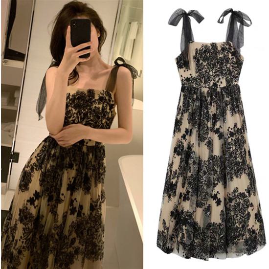 【取寄】パーティードレス ワンピース 花柄 Aライン レディース 大人 おしゃれ かわいい きれいめ キャミソール ノースリーブ 肩ひも レース リボン シースルー 透け感 ふんわり 大きいサイズ 体型カバー 結婚式 二次会 ピアノ 演奏会 セレモニー ブラック モノトーン S M L