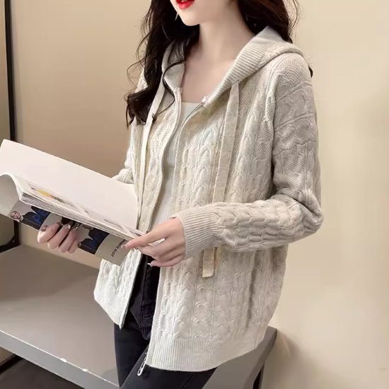 【取寄】ニットパーカー レディース パーカー ニットカーディガン 羽織 トップス セーター フード付き フロントジッパー 長袖 ケーブル編み 春秋 カジュアル お出かけ おしゃれ 女性 ファッション ゆったり