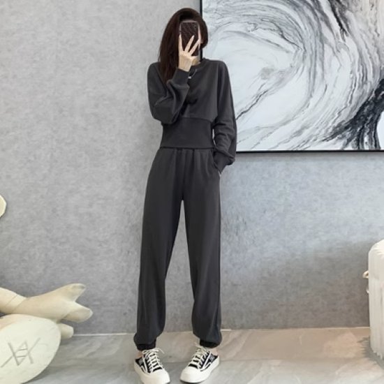 【取寄】セットアップ レディース 上下セット 2点セット スウェット トップス 長袖 プルオーバー トレーナー ショート丈 ラウンドネック ボトムス 長ズボン シンプル 無地 カジュアル リラックス お出かけ