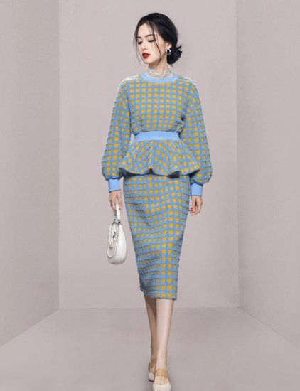 【取寄】セットアップ レディース 上下セット チェック柄 長袖 プルオーバー ペプラム ラウンドネック パフスリーブ タイトスカート ミモレ丈 立体的 個性的 2点セット スーツ スウェット おしゃれ