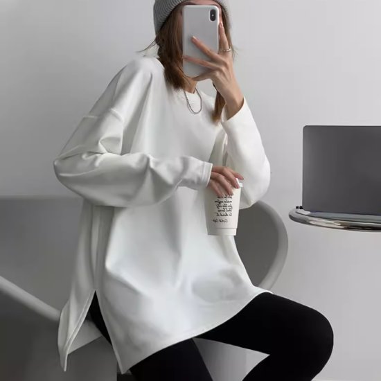 Rakuten - 【取寄】長袖Tシャツ レディース トップス カットソー ロンT Tシャツ シンプル 無地 プルオーバー ラウンドネック サイドスリット インナー ベーシック 定番 カジュアル お出かけ おしゃれ ホワイト 白