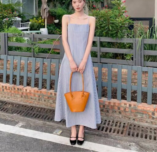 【取寄】ロングワンピース レディース シンプル バカンス リゾート 初夏 きれいめ キャミソールタイプ キャミワンピ 春夏 ストライプ ロング ロング丈ワンピース ノースリーブワンピース 上品 大人 ロング 【取寄】ロングワンピース レディース シンプル バカンス リゾート 初夏 きれいめ キャミソールタイプ キャミワンピ 春夏 ストライプ ロング ロング丈ワンピース ノースリーブワンピース 上品 大人 ロング