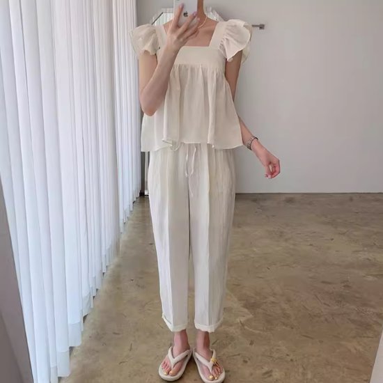 【取寄】セットアップ レディース 上下セット 2点セット ツーピース トップス ブラウス フリル スクエアネック ボトムス ロングパンツ ハイウエスト ナチュラル カジュアル お出かけ おしゃれ フェミニン