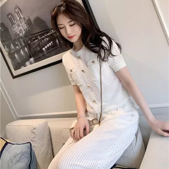 【取寄】パンツセットアップ レディース 大きいサイズ リブトップス ロングパンツ オフィスコーデ セットアップ 2点セット パンツスーツ お呼ばれコーデ 半袖トップス ホワイト ボタン