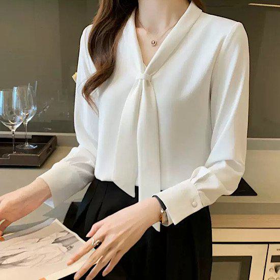 【取寄】シャツ シャツブラウス 大きいサイズ ゆったりサイズ 体形カバー レディース 春夏服 新作 無地 シンプル ビジネス 清楚 カジュアル 大人スタイル スプリングウェア ブラウス リボン オフィス カジュアル 通勤 就活 転職 とろみ感 ホワイト アプリコット S M L XL 2XL