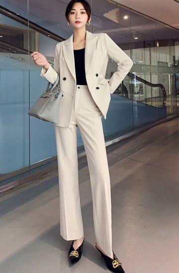 【取寄】スーツ ジャケット ボトムス ストレートパンツ レディース ダブルボタン センタープレス ツーピース 大きいサイズ 2点セット 上下セット セットアップ カジュアル 可愛い 脚長効果 きれいめ エレガント オフィス 通勤 ビジネス 長袖 無地 シンプル オフホワイト