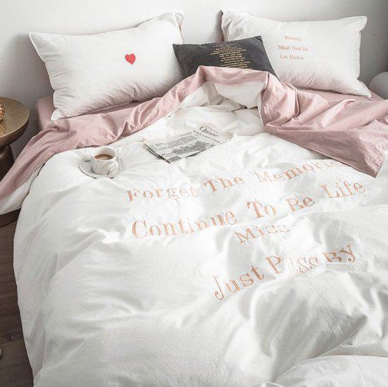 Futon Covers - 【取寄】ベッドカバーセット 布団カバー 枕カバー シーツ バイカラー ダブル マットレスカバー ロゴ ベッドカバー セット 3点セット かわいい おしゃれ ガーリー シンプル 無地 きれいめ 高見え 高級感 上品 オールシーズン ウォッシャブル 替えシーツ 洗える 模様替え