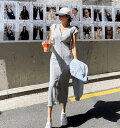 【取寄】ワンピース ロング 春 大きい 春新作 レディース 大きいサイズ ロング丈 ロングワンピース 半袖 マキシ丈 高見え 爽やか 涼しげ シンプル 無地 かわいい おしゃれ お出かけ デート デイリー ママコーデ 上品 フェミニン 大人可愛い Vネック リゾート 重ね着 グレー(4)