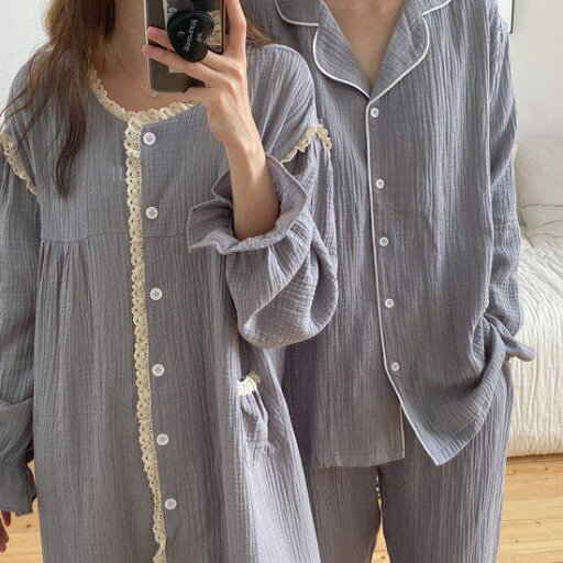【取寄】ルームウェア パジャマ 部屋着 おうち時間 冬 長袖 暖かい 大きいサイズ 冬用 かわいい セットアップ ペアルック 2点セット カップル 前開き 高見え 綺麗め 高級感 上品 ゆったり 上下セット おうち 楽ちん リラックス お泊まり 女子旅 旅行 出張 体型カバー 大人 【取寄】ルームウェア パジャマ 部屋着 おうち時間 冬 長袖 暖かい 大きいサイズ 冬用 かわいい セットアップ ペアルック 2点セット カップル 前開き 高見え 綺麗め 高級感 上品 ゆったり 上下セット おうち 楽ちん リラックス お泊まり 女子旅 旅行 出張 体型カバー 大人