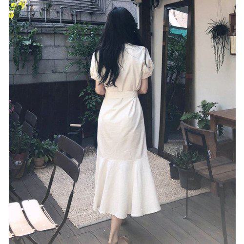 【取寄】ロングワンピース ワンピース レディース ワンピ 半袖ワンピース パフスリーブ ナチュラル きれいめ 上品 ベーシック シンプル ウエストマーク ウエストリボン ボタン レトロ サマーコーデ 無地 楽ちん 半袖 細見え 合わせやすい 大人カジュアル 体型カバー