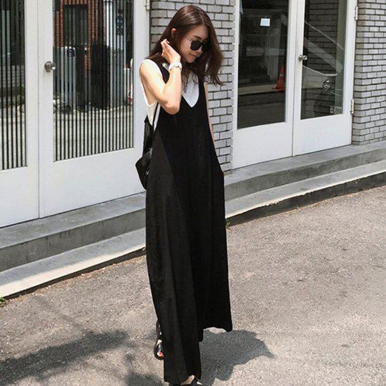 【取寄】サロペット レディース パンツ ワンピース オールインワン ジャンパースカート Vネック ワイド ゆったり 楽ちん ワイドパンツ 黒 ノースリーブ 無地 かわいい おしゃれ シンプル カジュアル フェミニン マタニティ きれいめ ママ デート 通勤 オフィス OL 旅行 大人